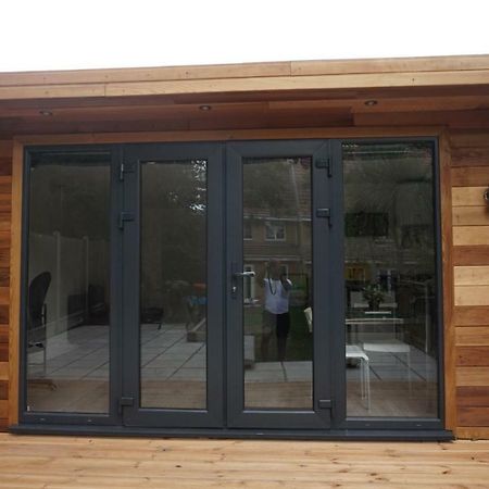 Rjo Serviced Accommodation Purfleet Eksteriør bilde