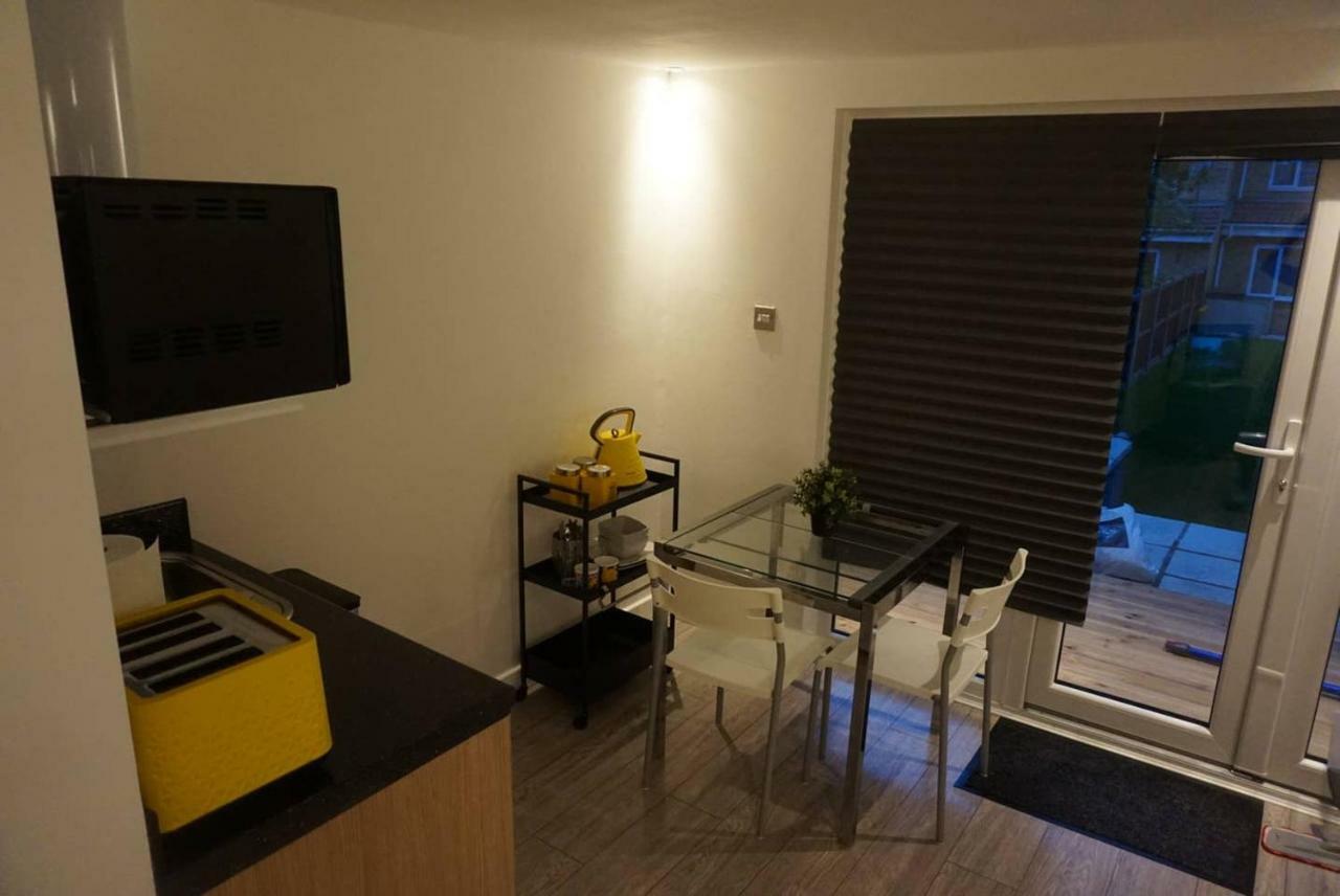 Rjo Serviced Accommodation Purfleet Eksteriør bilde