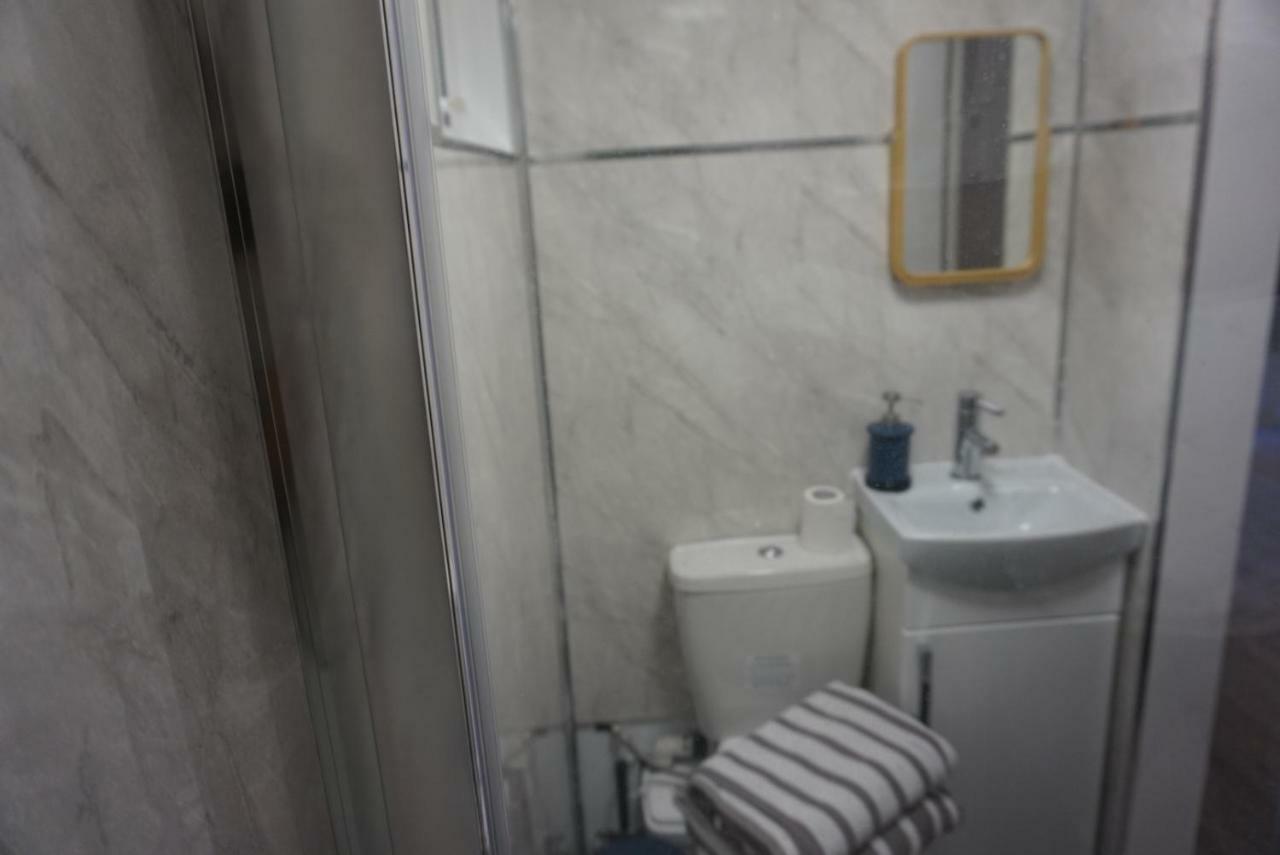 Rjo Serviced Accommodation Purfleet Eksteriør bilde